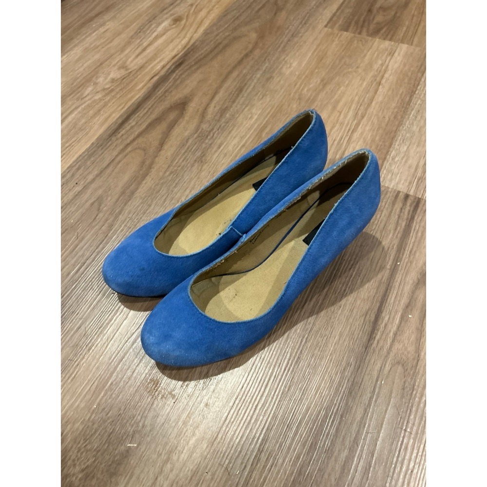 BDG Blue Heels 8.5 As is